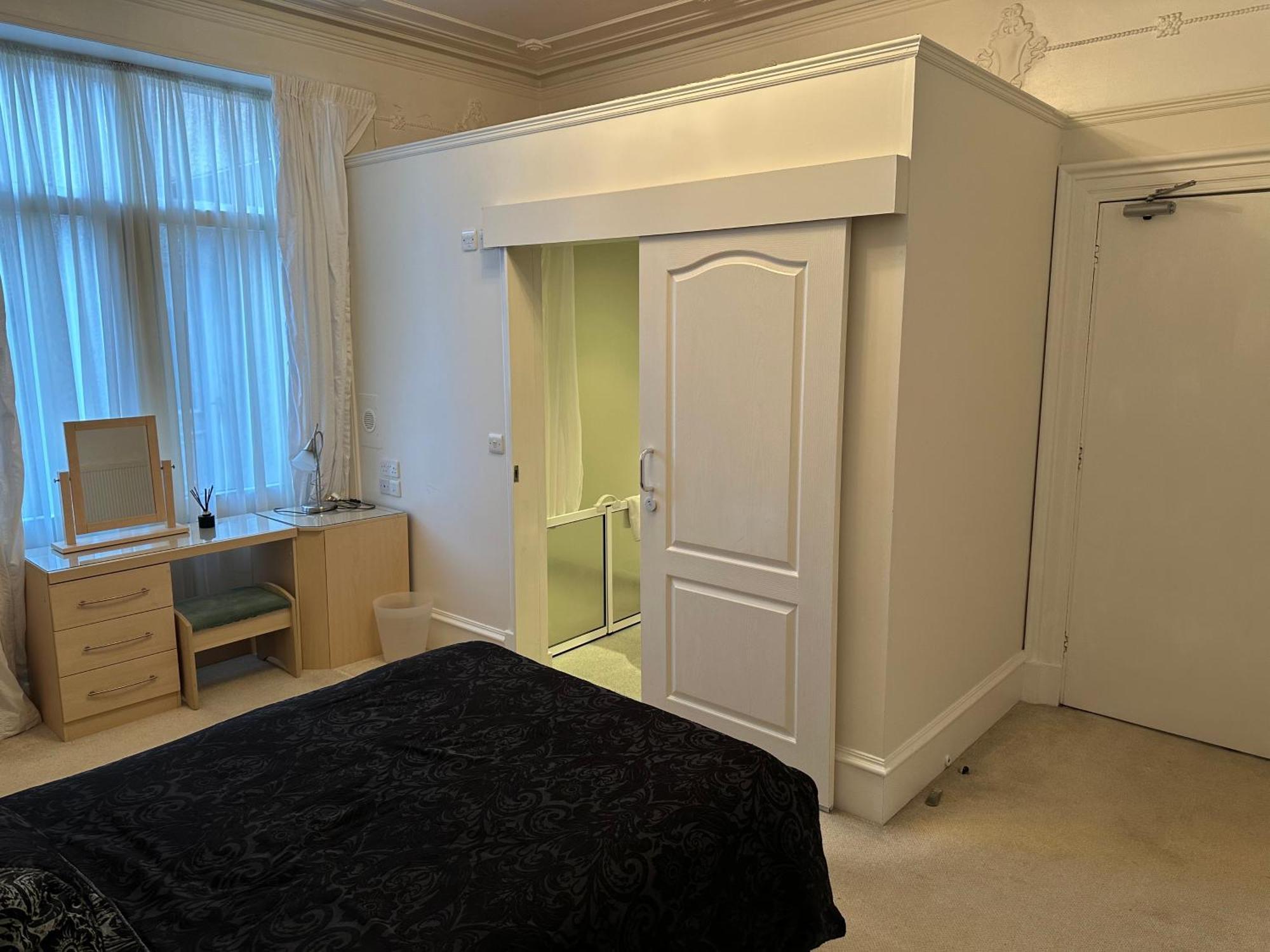 Third House Guest House Абърдийн Екстериор снимка